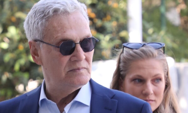 Αλμπέρτο Εσκενάζυ: Αποχαιρετισμός με αποτέφρωση στη Ριτσώνα – Όλες οι λεπτομέρειες του τελευταίου «αντίο»
