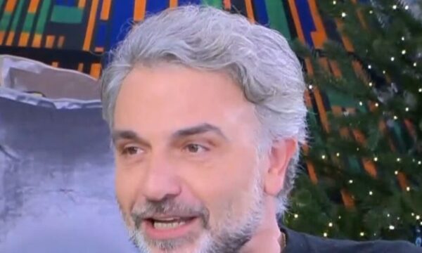 Φάνης Μουρατίδης: Το απρόσμενο συμβάν με τον Μόργκαν Φρίμαν – «Συζητούσαμε και εμφανίστηκε ο γιος μου με το σώβρακο»