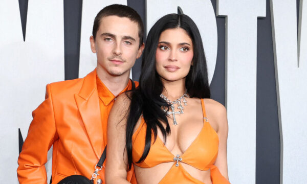 Timothée Chalamet – Kylie Jenner: Το ζευγάρι διαψεύδει τις φήμες χωρισμού, αλλά όχι με την πιο κομψή εμφάνιση