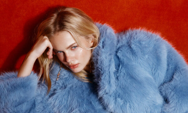 Η Stradivarius προσφέρει τα ιδανικά party outfits για να γιορτάσουμε με στιλ αυτές τις μέρες
