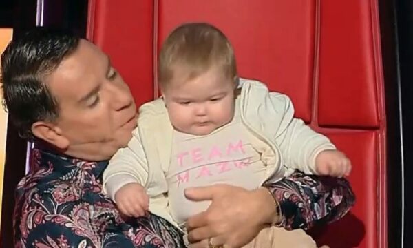 The Voice: Ο Γιώργος Μαζωνάκης προσφέρθηκε να γίνει νονός του παιδιού διαγωνιζόμενης