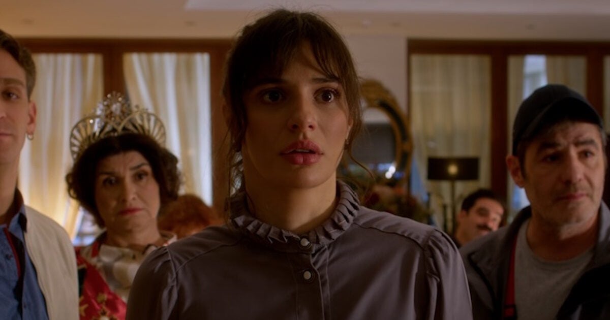 Hotel Ελβίρα: Ο απεσταλμένος της Raptor φτάνει στο νησί και απαιτεί εξηγήσεις από τον Χάρι