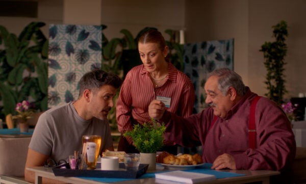 «Hotel Elvira»: Όλοι μάχονται για την προεδρία της Ένωσης Ξενοδόχων