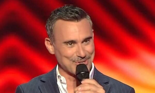 The Voice: Γιώργος Καπουτζίδης για Έλενα Παπαρίζου – «Ξέρουμε ότι δεν υπάρχει λόγος ανησυχίας»
