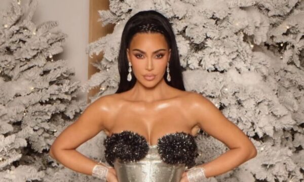 Περισσότερη λάμψη: το body oil που ενισχύει το festive glow