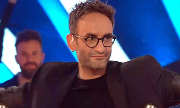 The Voice: Ο Κωνσταντίνος Κωμοδρόμος αναδείχθηκε ο απόλυτος νικητής του διαγωνισμού
