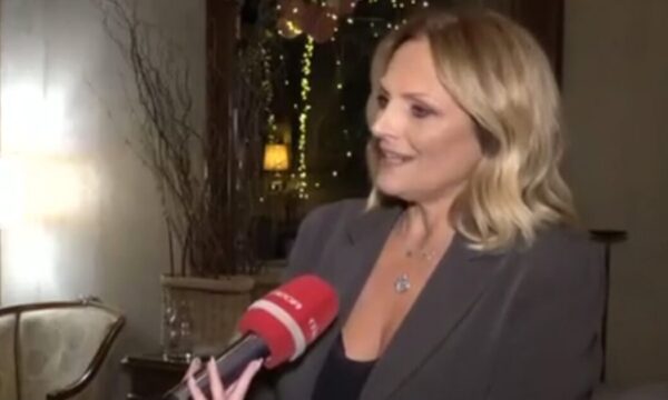 Χριστίνα Λαμπίρη: «Τα εγγόνια μου με έχουν εξελίξει σε καλύτερο άνθρωπο σε πολλούς τομείς»