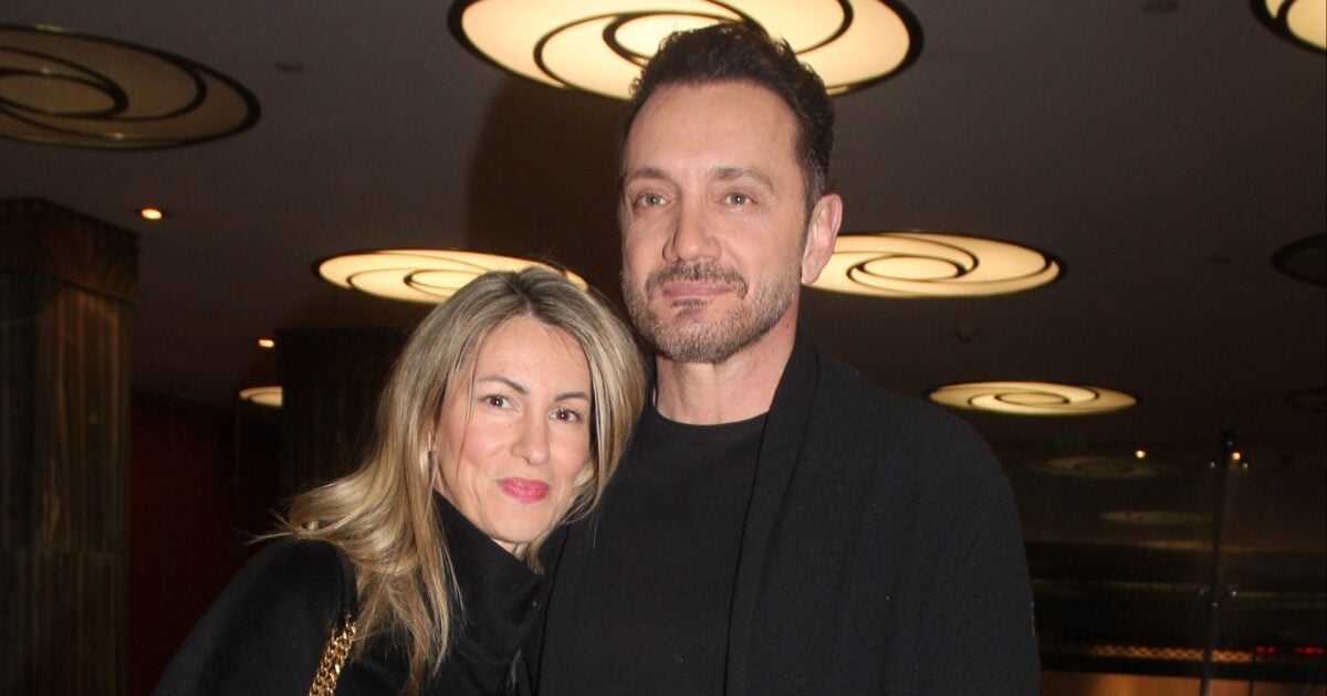 Χρήστος Μενιδιάτης: Οικογενειακή απόδραση στο εξωτερικό με τη σύζυγο και τα τρία παιδιά – Φωτογραφία