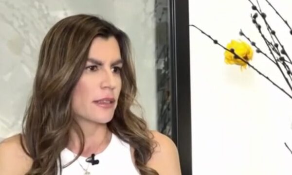Νάντια Καρβέλη: Συγκλονίζει για τον αγώνα της με τη νευρική ανορεξία – «Έφτασα να ζυγίζω 33 κιλά, κοιτούσα τον καθρέφτη και ένιωθα χαρά»