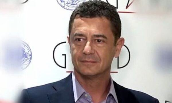 Αντώνης Σρόιτερ: «Αν έχετε καμιά εναλλακτική πρόταση για τηλεπαιχνίδι, ενημερώστε με»