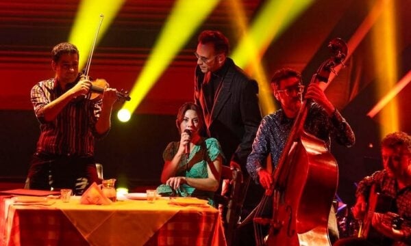 The Voice: Τα τελευταία εισιτήρια για τα live shows – Μουζουράκης και Gadjo Dilo σε ανεπανάληπτο medley