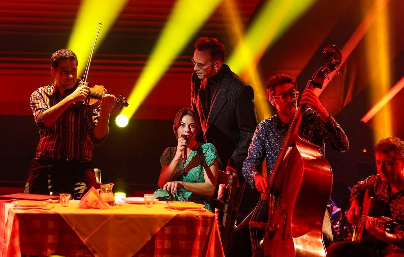 The Voice: Τα τελευταία εισιτήρια για τα live shows – Μουζουράκης και Gadjo Dilo σε ανεπανάληπτο medley