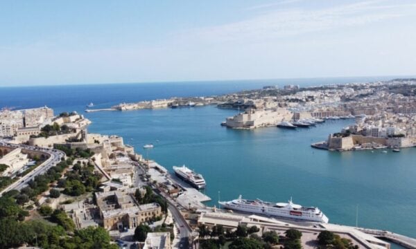 Μάλτα: Από τα μουσεία της Βαλέτας, στους αρχαίους ναούς, στο παλάτι του ιεροεξεταστή και στο «The Ship»