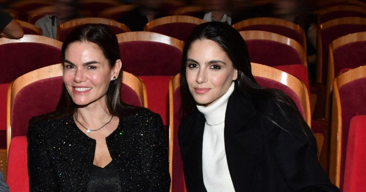 Αλεξάνδρα Νίκα: Απαθανατίζει τη μητέρα της, Μιράντα Πατέρα, με τον ενός έτους γιο της, Αργυρό junior, στη βόλτα τους