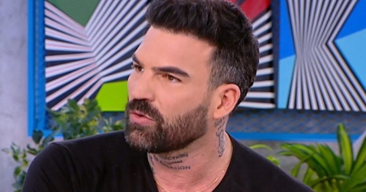 Δημήτρης Αλεξάνδρου: «Ο πατέρας δεν αποτελεί “δεύτερο ρόλο” στη ζωή του παιδιού του»