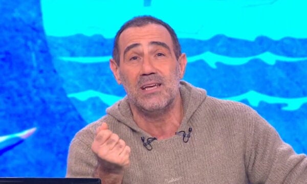 Ράδιο Αρβύλα: Ο Αντώνης Κανάκης και η ομάδα του γύρισαν – «Σήμερα είναι Blue Monday»