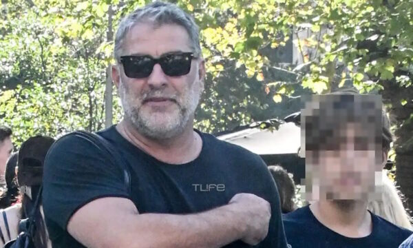 Βασίλης Μπισμπίκης: Η συγκινητική φωτογραφία με τον 13χρονο γιο του και οι ευχές για τα γενέθλια του