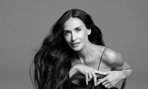 Demi Moore: Η νέα παγκόσμια πρέσβειρα της αγαπημένης μας επαγγελματικής μάρκας μαλλιών