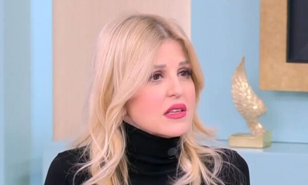 Η Έλενα Ράπτη μιλά ανοιχτά: «Τα τελευταία δύο χρόνια περάσαμε δοκιμασίες με τον σύζυγό μου λόγω υγείας»