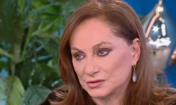 Φιλαρέτη Κομνηνού: «Έχω συναντήσει αρκετές φορές stalkers, μερικές φορές έχω τρομάξει»