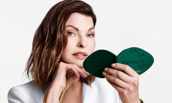 Bvlgari x Mary Katrantzou: Οι τσάντες της καινούργιας συλλογής είναι αριστουργήματα που δεν χωρούν… κινητό