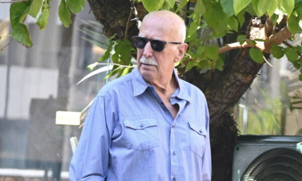 Γιώργος Παπαδάκης: Η τελική έξοδος στο Κολωνάκι, τρεις μήνες πριν το θάνατό του