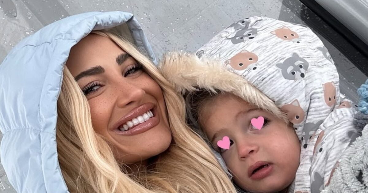 Ιωάννα Τούνη: «Τώρα είμαστε πολύ καλύτερα» – Βίντεο με τις τελευταίες εξελίξεις για την υγεία του γιου της