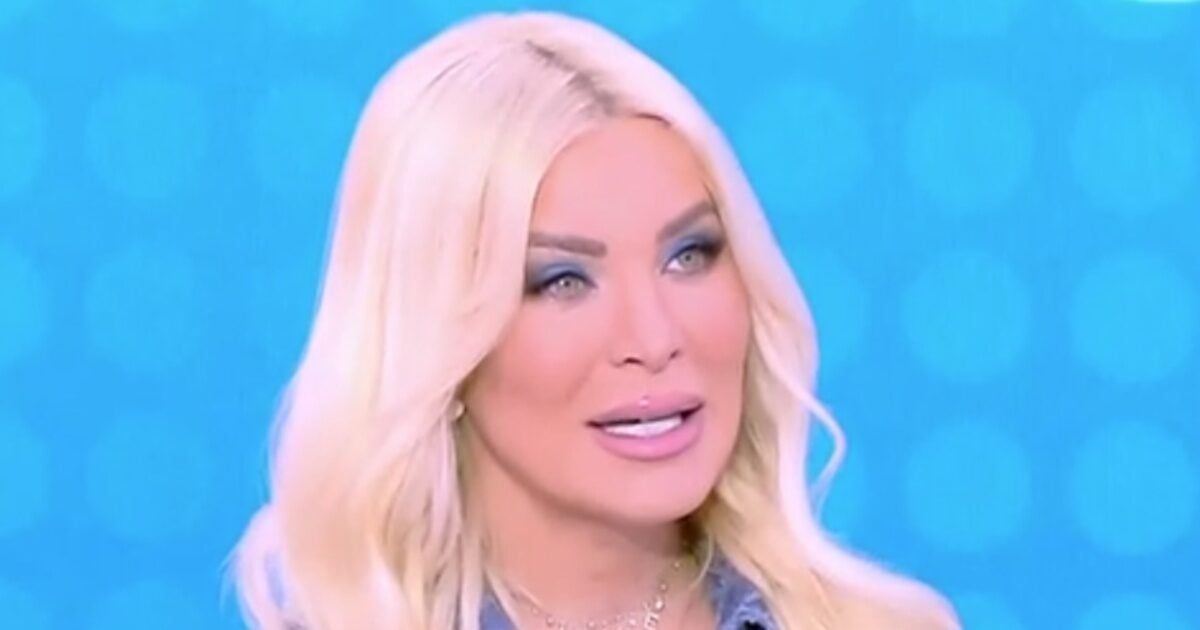 Κατερίνα Καινούργιου: Το δώρο από τον Ευθύμη Ζησάκη και η συγκινητική αναφορά στην αείμνηστη φίλη της, Αλεξάνδρα Νικολαΐδου