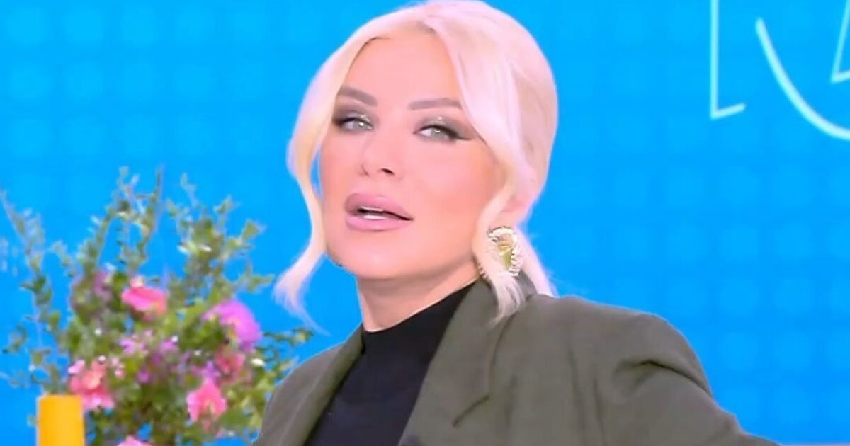 Η Κατερίνα Καινούργιου απομακρύνθηκε προσωρινά από το πλατό – «Αντιμετωπίζω μεγάλη δυσκολία»