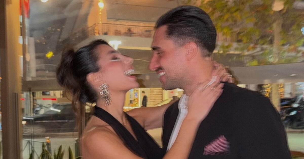 Σάκης Κατσούλης – Μαριαλένα Ρουμελιώτη: Το συγκινητικό βίντεο με την παρέα τους, λίγο πριν την ανακοίνωση του φύλου του μωρού τους