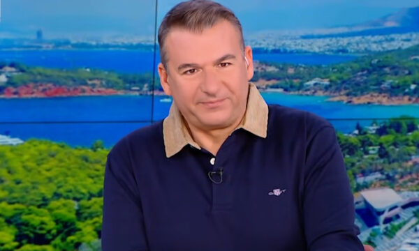 Ο Λιάγκας ξανά στην εκπομπή μετά το ατύχημα στο σπίτι: «Τραυματίστηκα στη σπονδυλική στήλη»