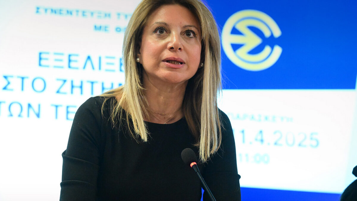 Μαρία Καρυστιανού: Η αμήχανη σκηνή συνεργάτιδάς της ζωντανά στο Open – Δείτε το βίντεο