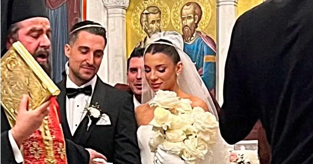 Σάκης Κατσούλης και Μαριαλένα Ρουμελιώτη ενώθηκαν με τα δεσμά του γάμου: Οι πρώτες εικόνες