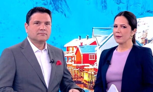 Σία Κοσιώνη: Οι θερμές ευχές για ταχεία ανάρρωση από τον Ντίνο Σιωμόπουλο και τη Στέλλα Γκαντώνα στον αέρα του Mega