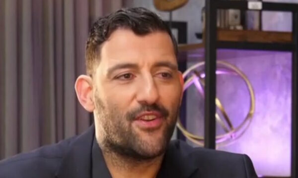 Γιάννης Μπουρούσης: «Έχω τρεις κόρες – Αχ, θα ξεκινήσουν τα φλερτ και θα είμαι κρυμμένος να τις παρακολουθώ»