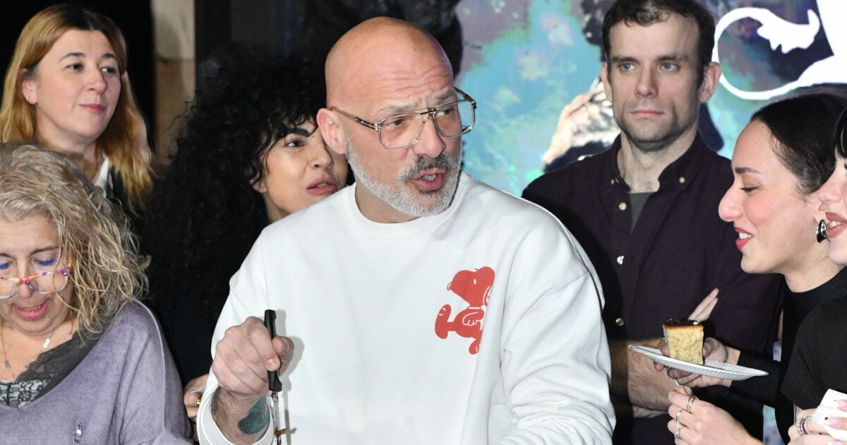 Νίκος Μουτσινάς: Απέφυγε να κάνει δηλώσεις στην κάμερα του Star – «Πόσο τον έχει πληγώσει η τηλεόραση;»