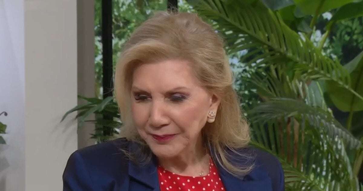 Λίτσα Πατέρα: «Οι πιο όμορφες αναμνήσεις μου με την Ελένη Μενεγάκη»