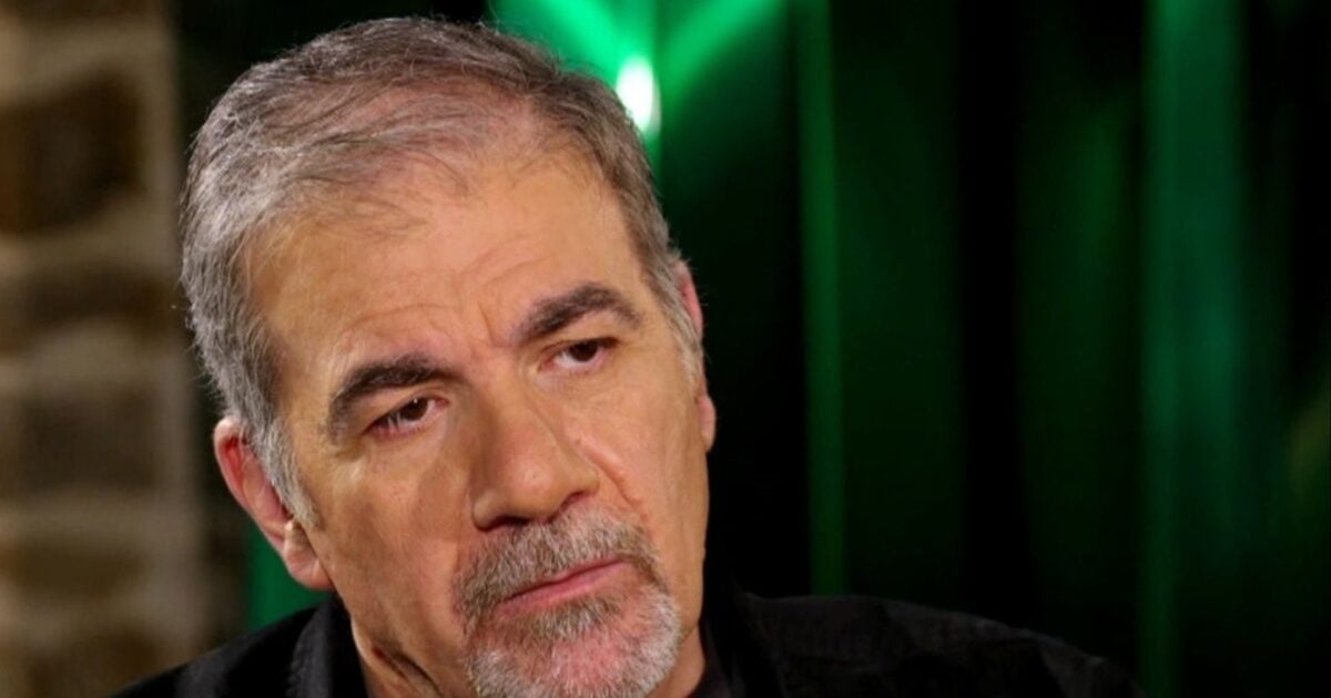 Δημήτρης Σταρόβας: «Ήταν σοκαριστικό να μην εκφράζομαι, το χιούμορ είναι η δικλείδα μου»