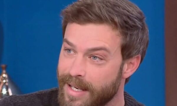 Στέφανος Μιχαήλ: «Σημαντική πρόκληση το να δεθώ με το παιδί της Νάταλι»