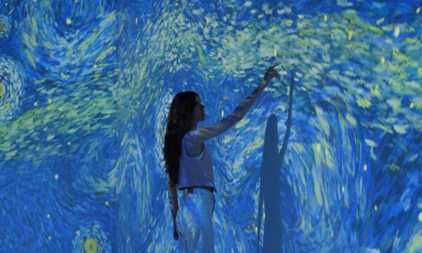 Εξερευνώντας τον κόσμο του Van Gogh: Μια απόδραση από τη ρουτίνα, μέσα στα χρώματά του