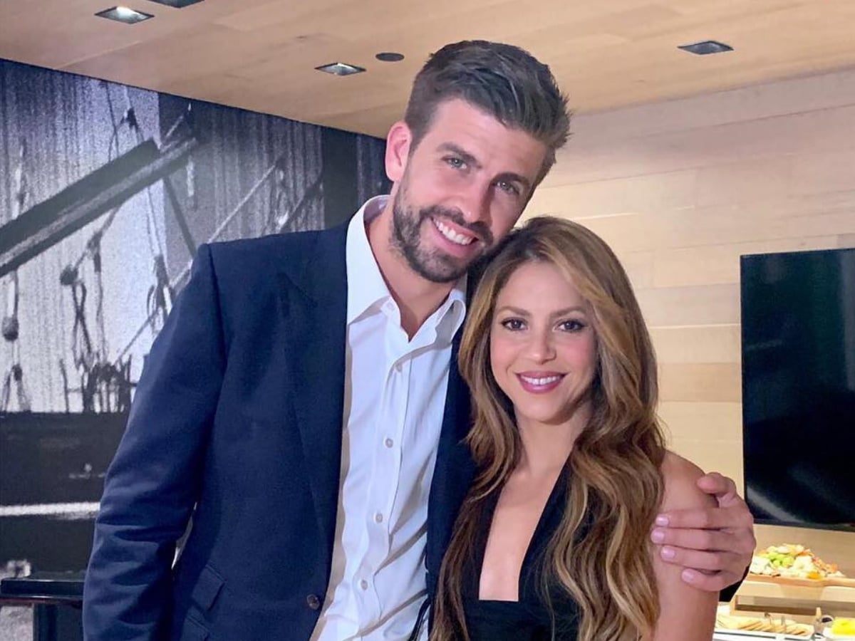 Σακίρα: «Πάγωσε» όταν είδε φωτογραφία του πρώην της, Ζεράρ Πικέ, σε συναυλία της – Το viral βίντεο