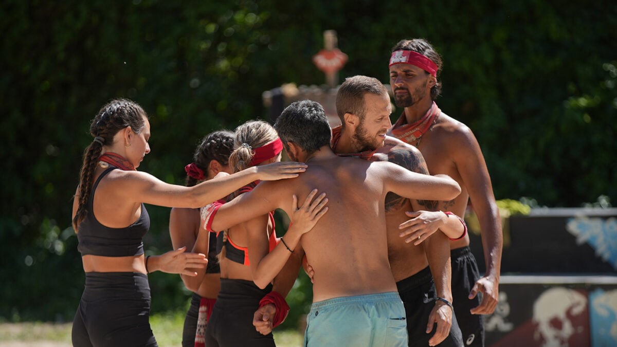 «Survivor»: Έκτακτη αποχώρηση ανατρέπει τους κανόνες