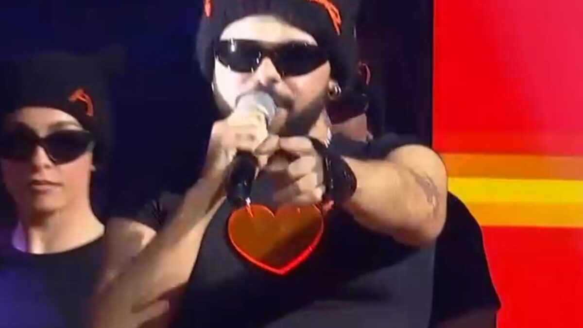 Eurovision 2026 – Akylas: Το κορυφαίο φαβορί εντυπωσίασε στον Α’ Ημιτελικό