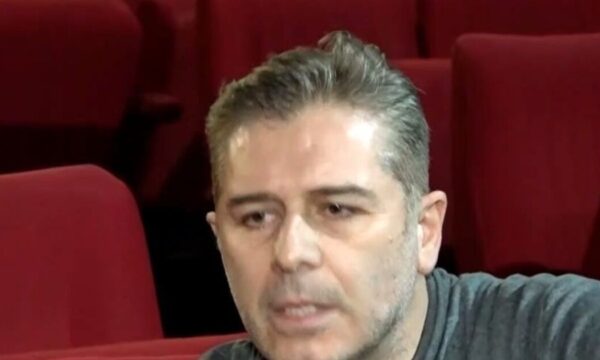 Αλέξανδρος Μπουρδούμης: «Ο χωρισμός απαιτεί προσπάθεια για να παραμείνεις οικογένεια με το παιδί»