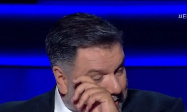 Γρηγόρης Αρναούτογλου: «Συγκινήθηκε» on air μιλώντας για τη μητέρα του – «Όλα μεταβάλλονται απρόσμενα και δεν προλαβαίνεις»