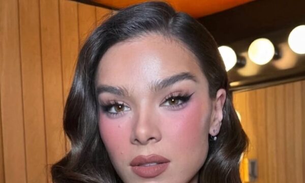 Ballet blush: Ένα νέο makeup trend μας προσκαλεί να ανακαλύψουμε την άνοδο των frosted ροζ τόνων