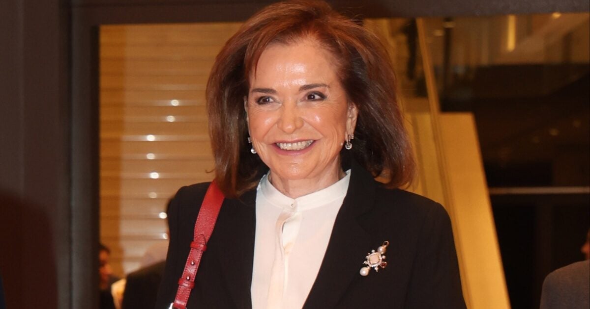 Ντόρα Μπακογιάννη: Η τρυφερή φωτογραφία με την εγγονή της και το μήνυμα για τη γιορτή τους