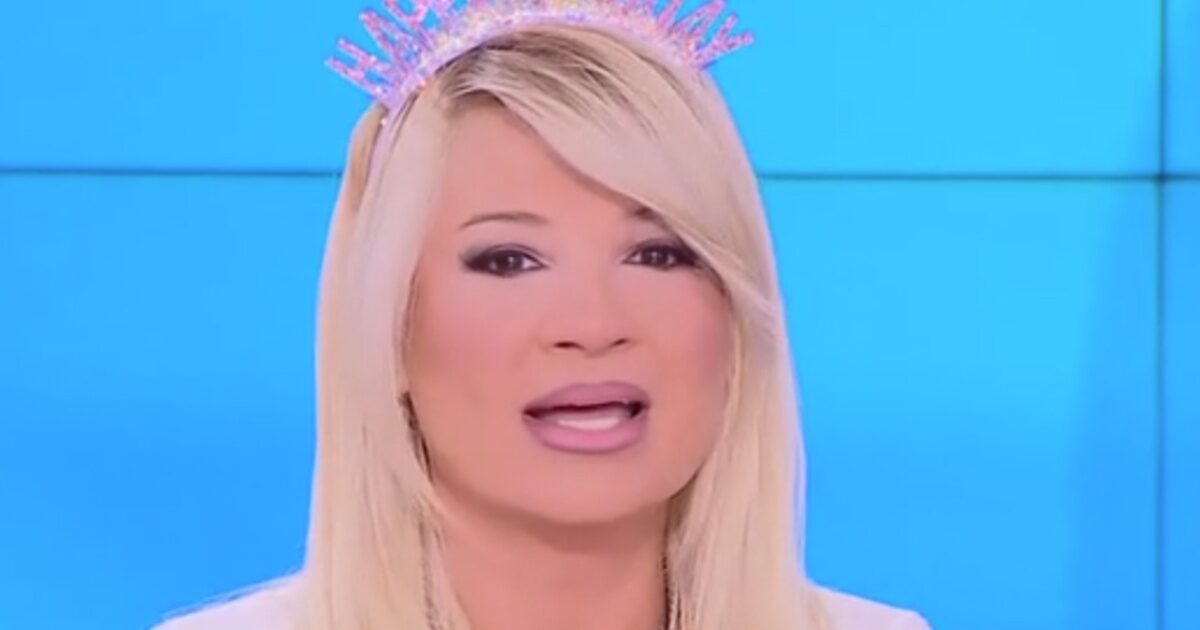 Η Φαίη Σκορδά για την οδύνη της απώλειας: «Μπορεί να σε χτυπήσει ξαφνικά»
