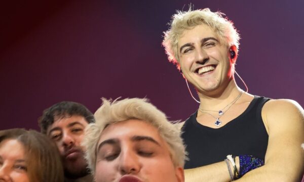 Eurovision 2026 – Good Job Nicky: Η εικόνα με τη μητέρα του Σοφία Αλιμπέρτη και τον αδελφό του και το συγκινητικό μήνυμα