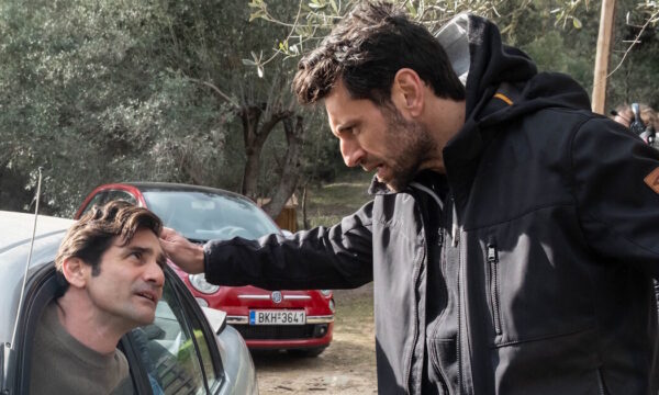 Κάμπινγκ: Παρασκηνιακές στιγμές από τα γυρίσματα της καινούργιας κωμωδίας του MEGA